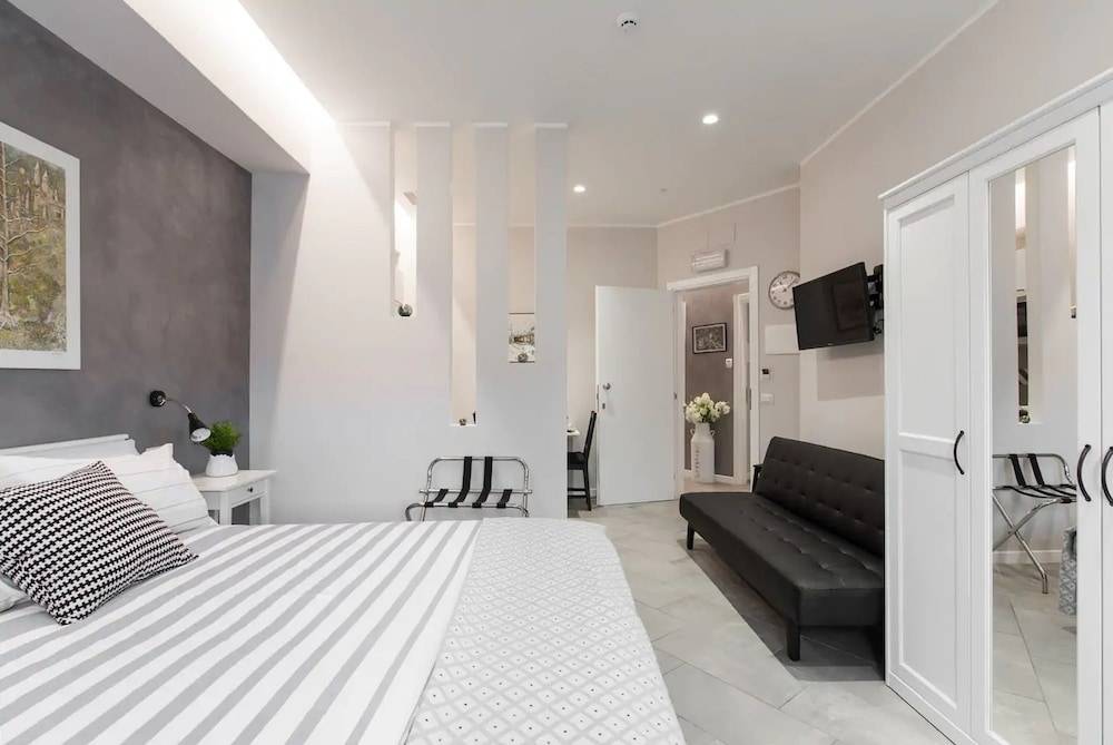Interno 1 Ciampino Roma Luxury Apartment con Cucina Balcone 1