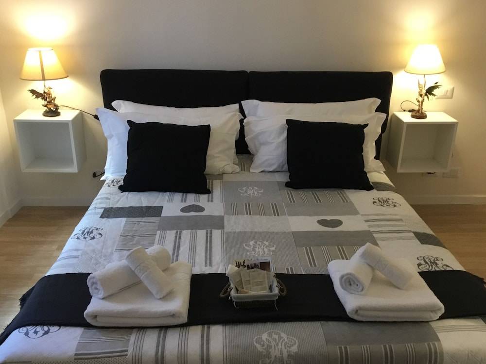 LE FATE SUITES 1