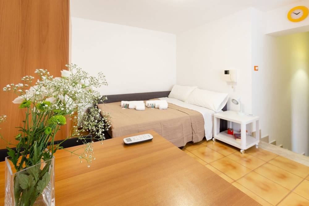 Palermo Ariosto Studio 1