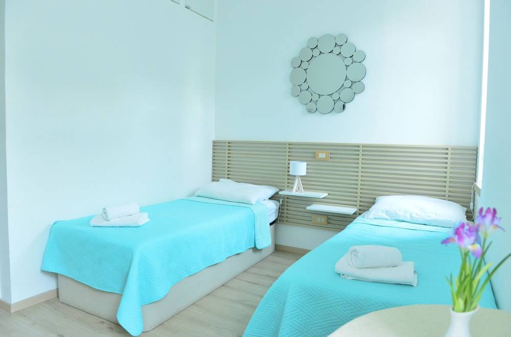 En-suite Iris on Rokova Street 2