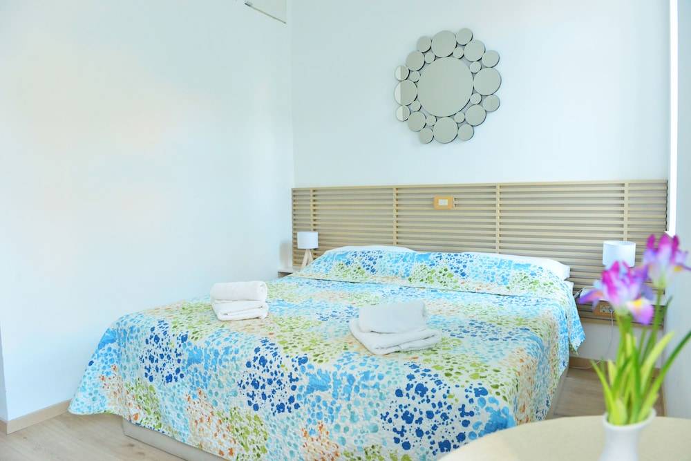 En-suite Iris on Rokova Street 1