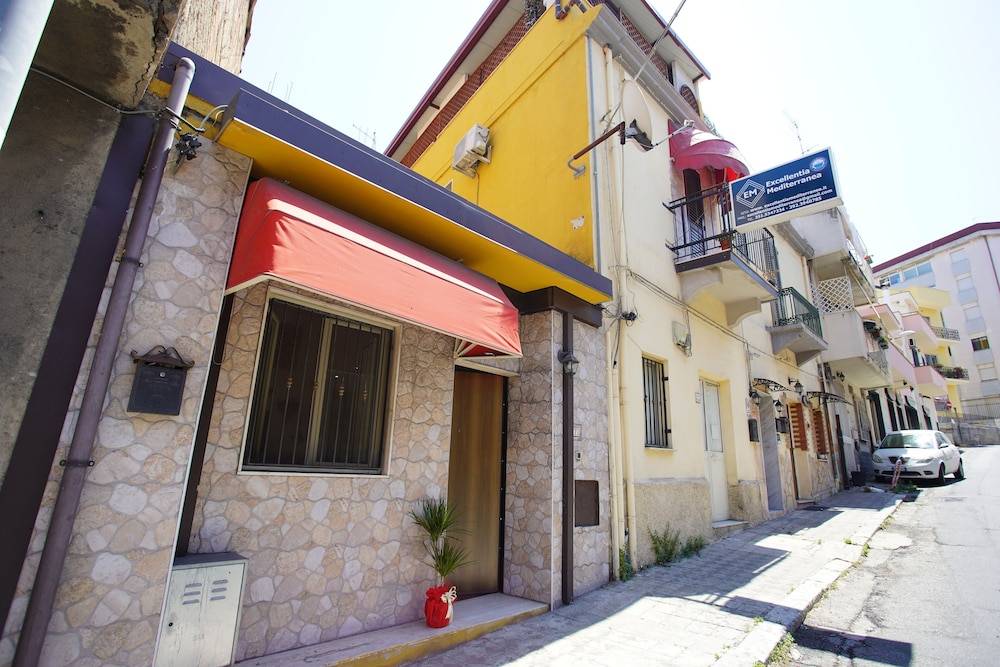 Golden Dreams B&B 1