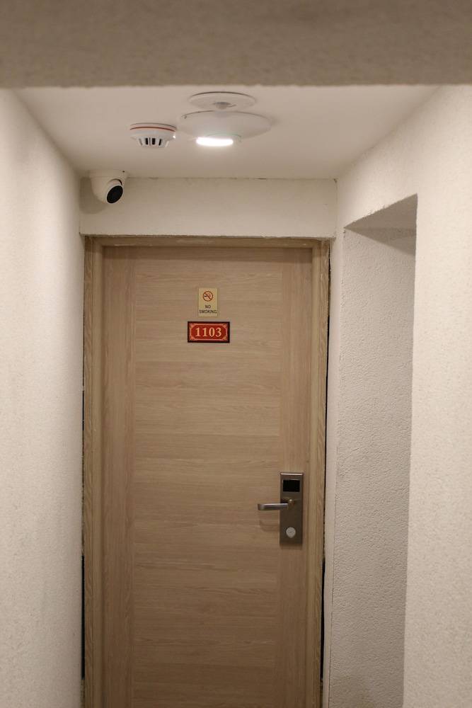 The Lola Hotel 2