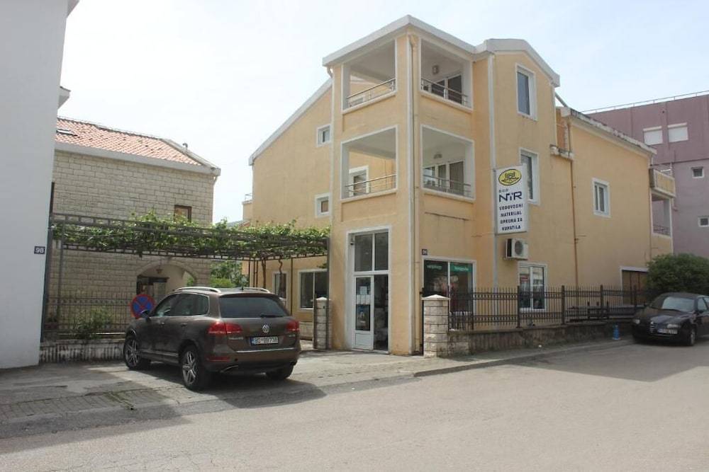 Nir Apartments Budva 1