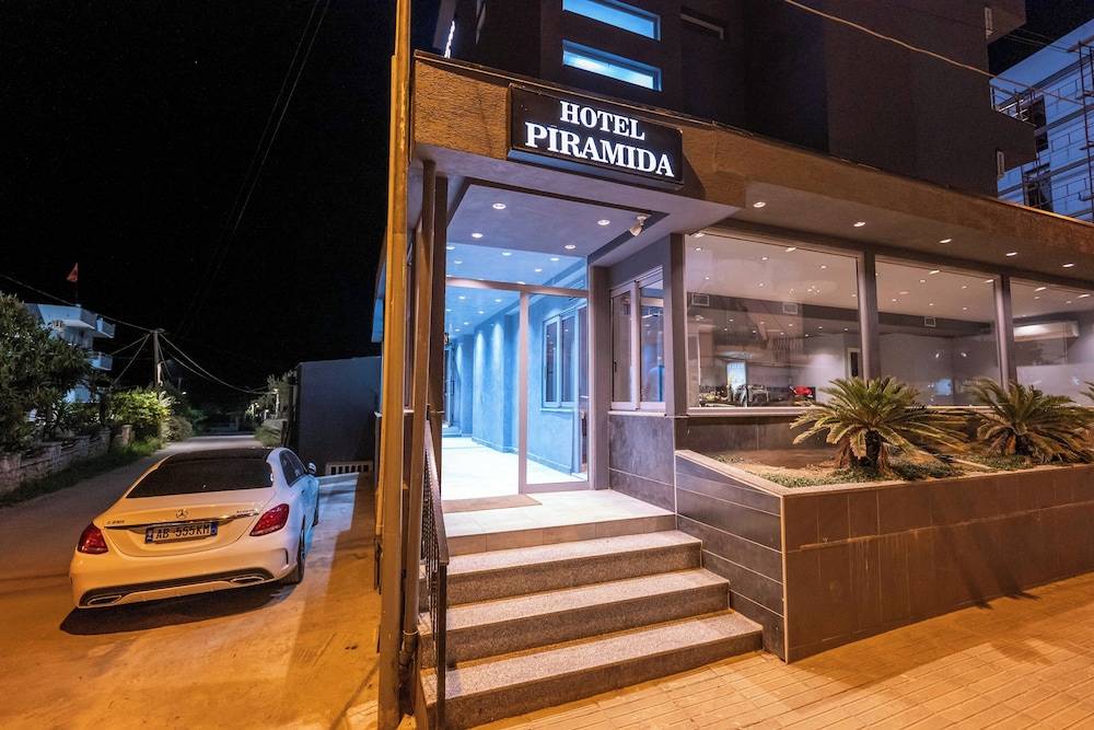 Hotel Piramida 2