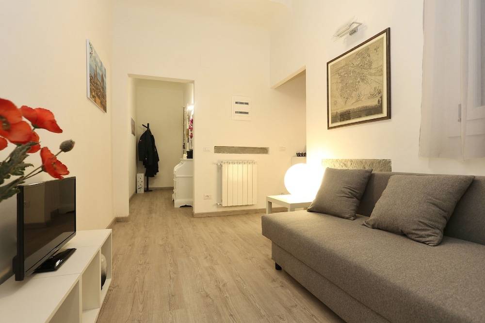 Cristina Suite 1