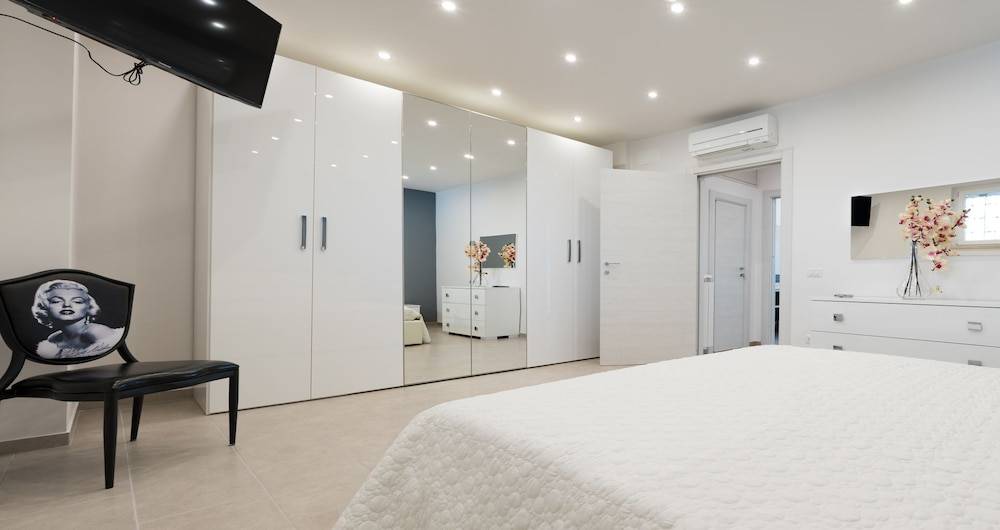 Golden Residence 2