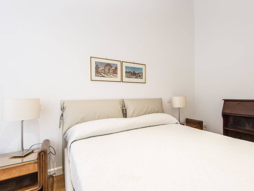RSH San Cosimato Luxury Bright Apartment 2