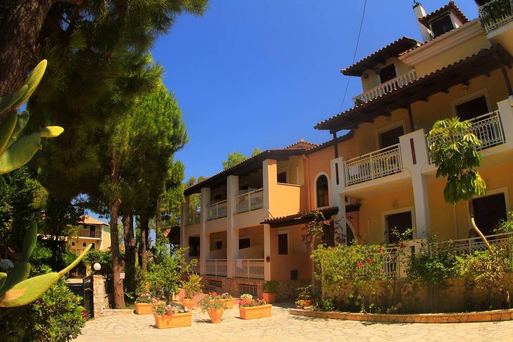 Pyrgaraki Studios and Apartments 1