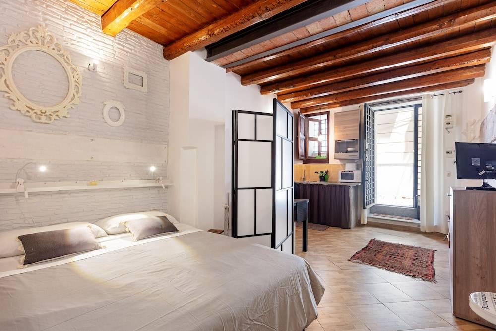 Palermo Palazzo Reale Modern Studio 1