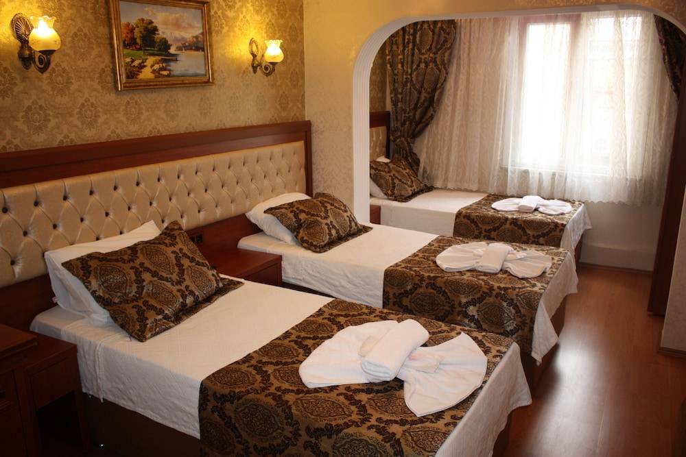 Big Apple Hotel 2