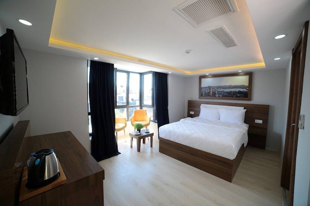 MITANI SUITES 1