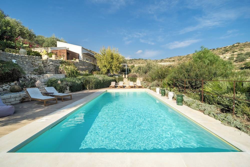 Azalo Country House 1