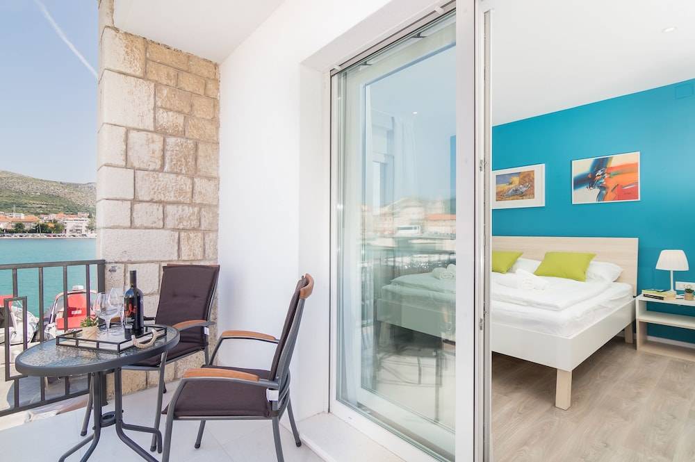 4 Elements Old Town Views Rooms 2