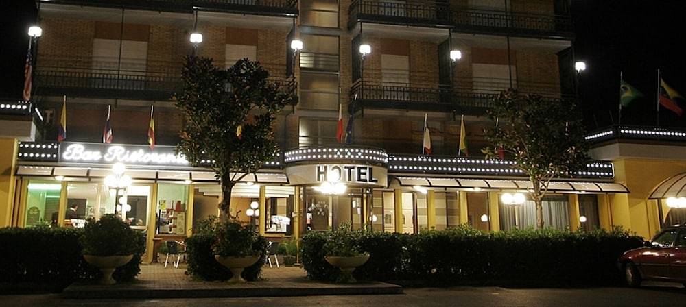 Hotel Fina 1