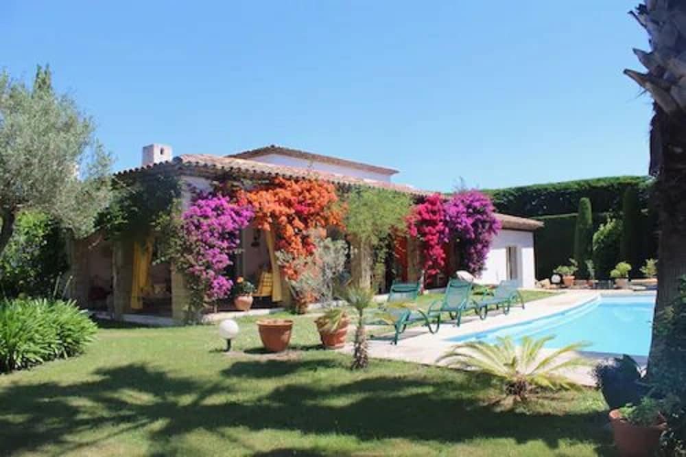 La Villa Topi 1
