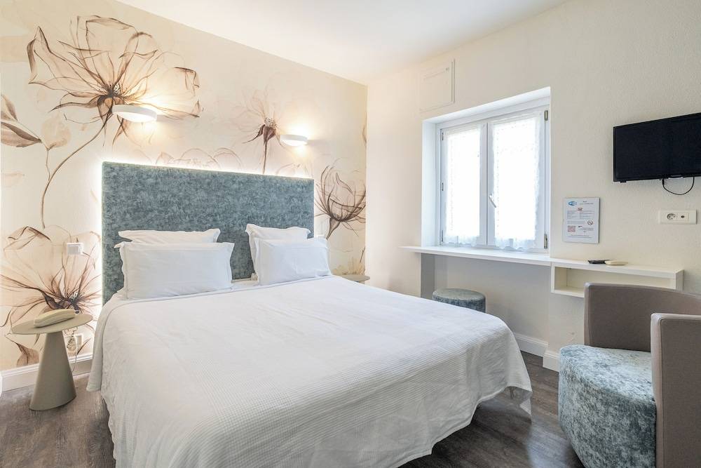 Azur Hotel 1