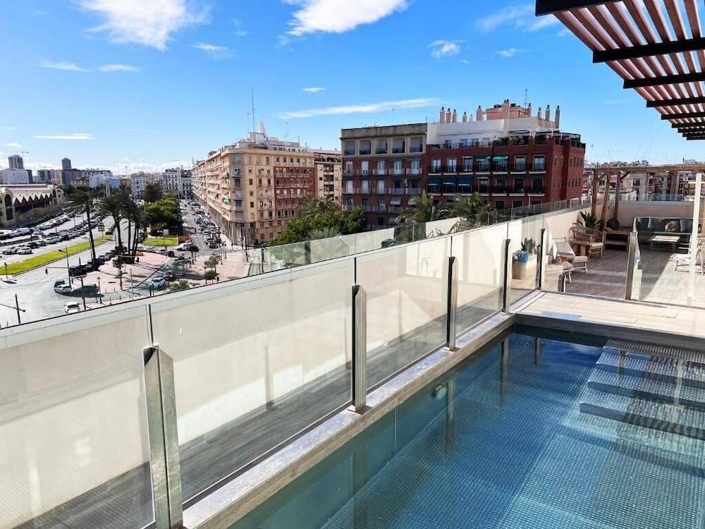 Valencia Luxury - Calma Beach Apartments 1