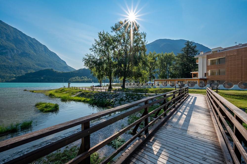HOTEL TRILAGO 1