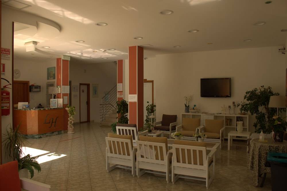Little Hotel 2