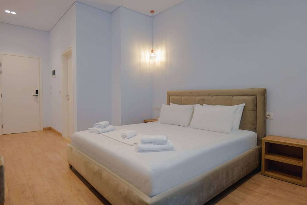 Otto Hotel 2