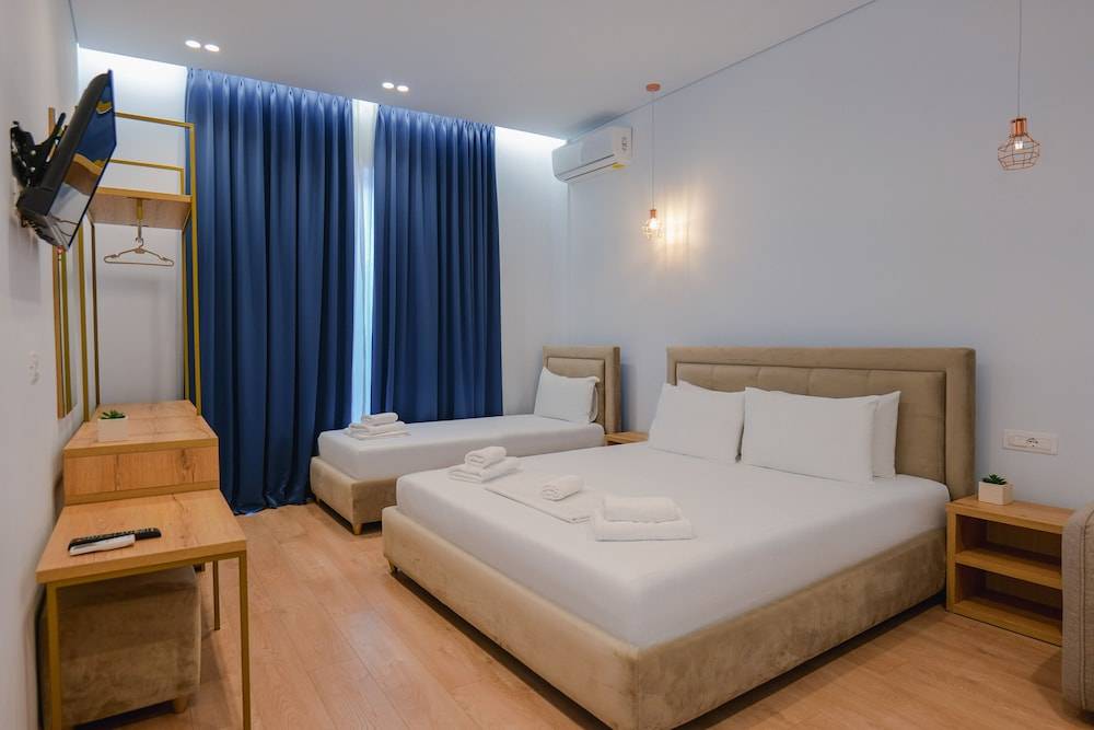 Otto Hotel 1