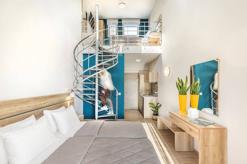 Sunshine Apartments 1