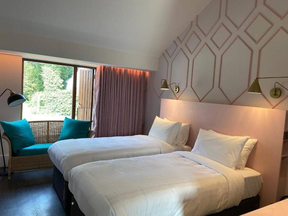 The Rooms At Firecastle 2