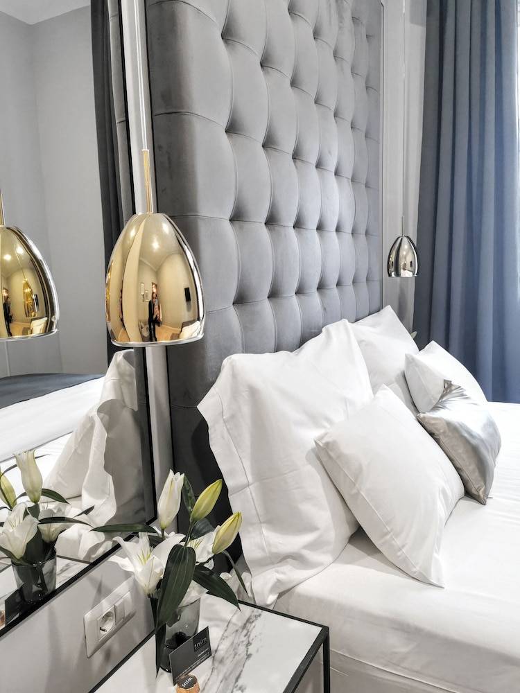 MINT Boutique Studio Apartments 1
