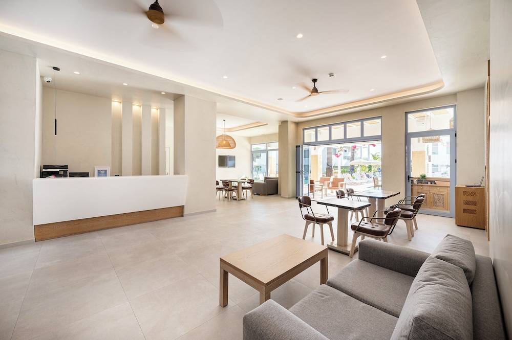 Mythos Suites Hotel 2