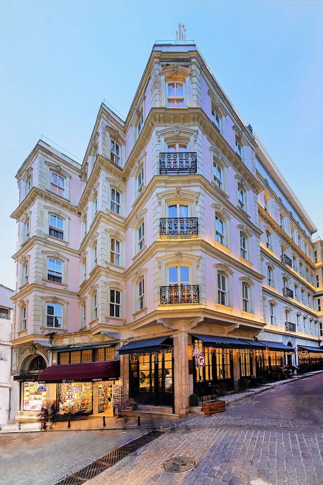Meroddi Barnathan Hotel 1