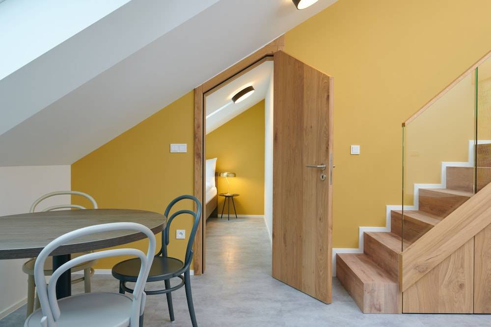 VN48 Suites by Adrez 2