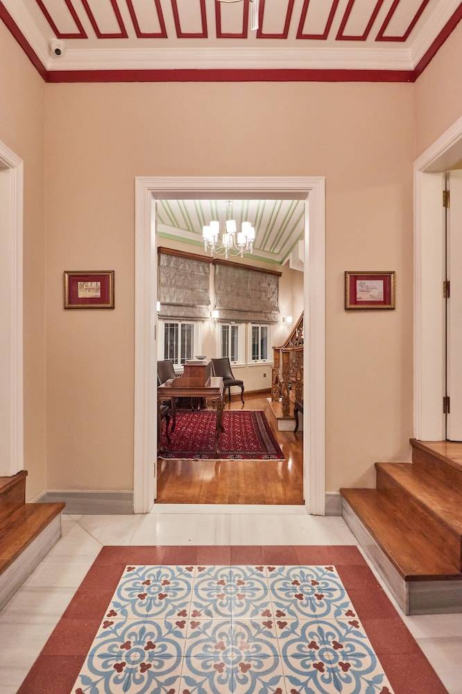 White Palace Old City Boutique Hotel 1