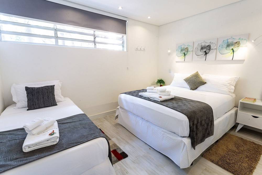 Apartamento com quintal em Alto de Pinheiros 2
