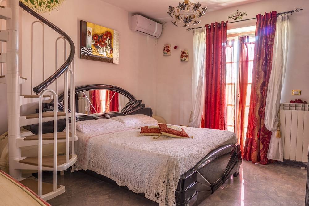 Alexander's Home 2