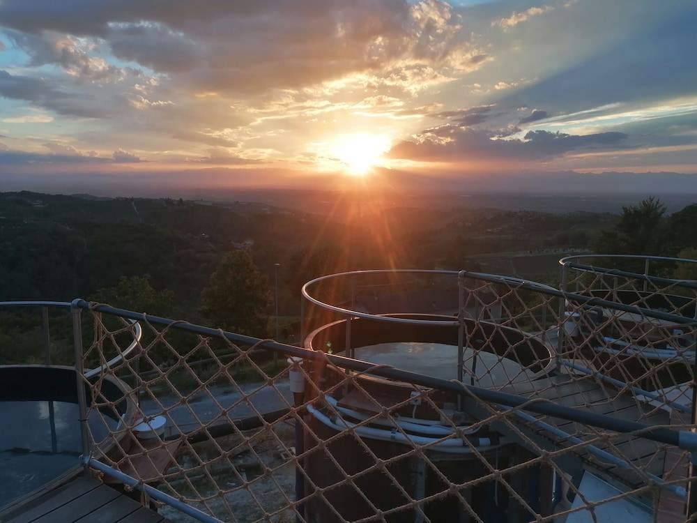 Villa Belvedere Langhe 1