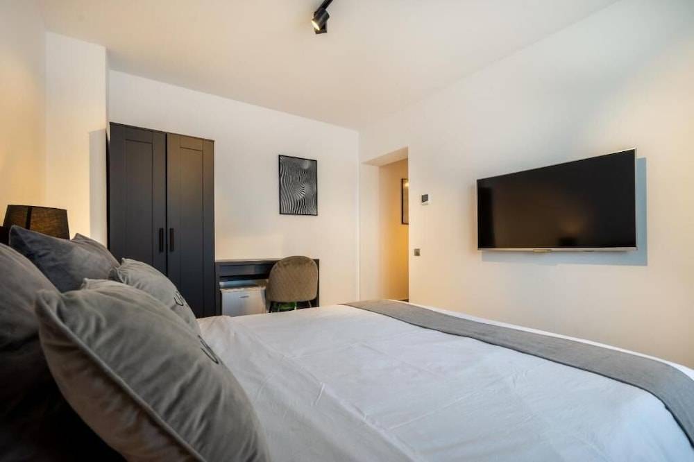 Urbio Private Suites 2