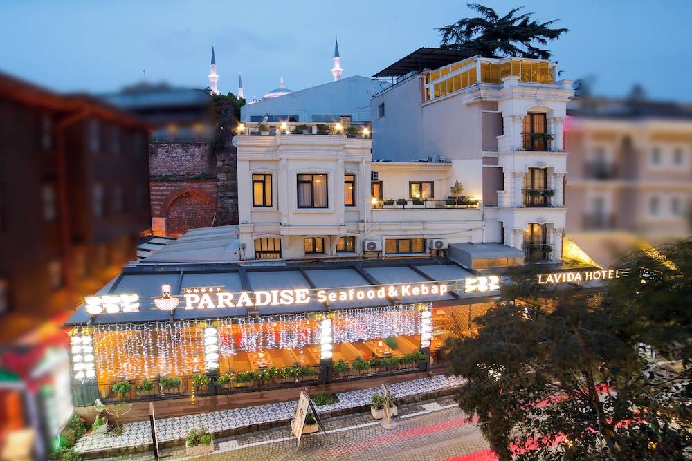 La Vida Hotel 1