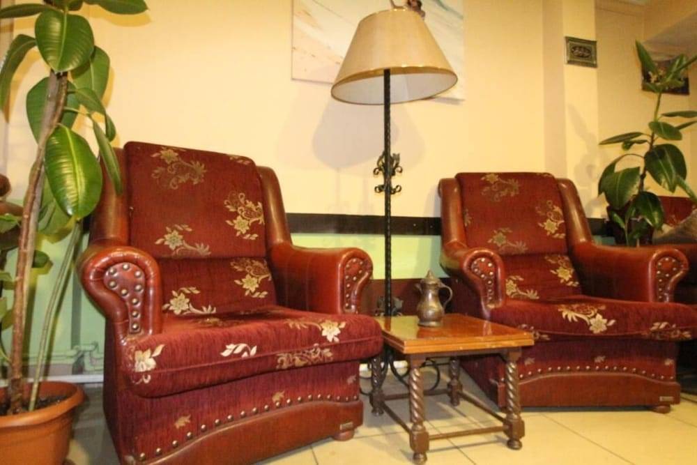Butique House 2