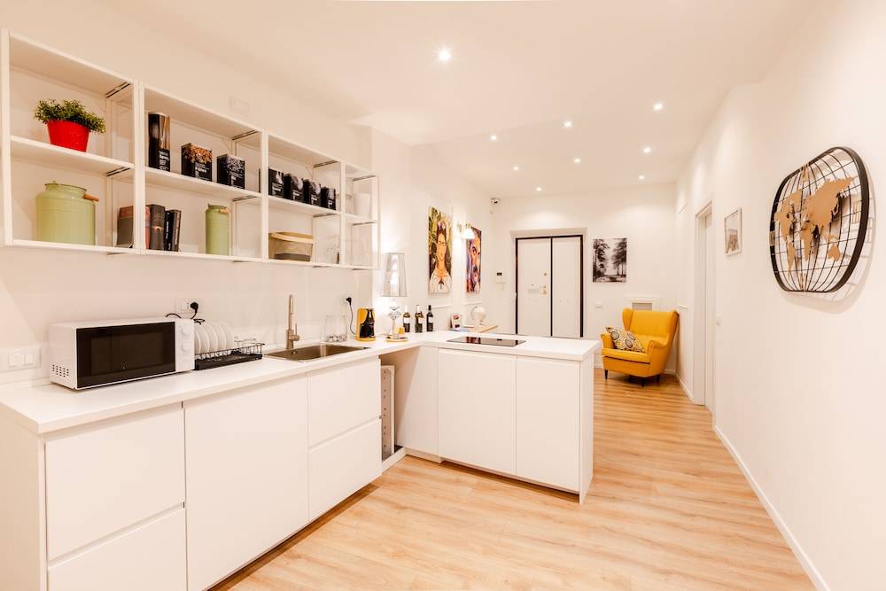 Rome Lux House guest rooms 1