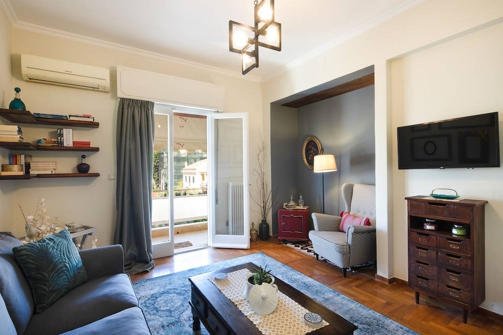 Bijoux Maison by Corfu Escapes 1