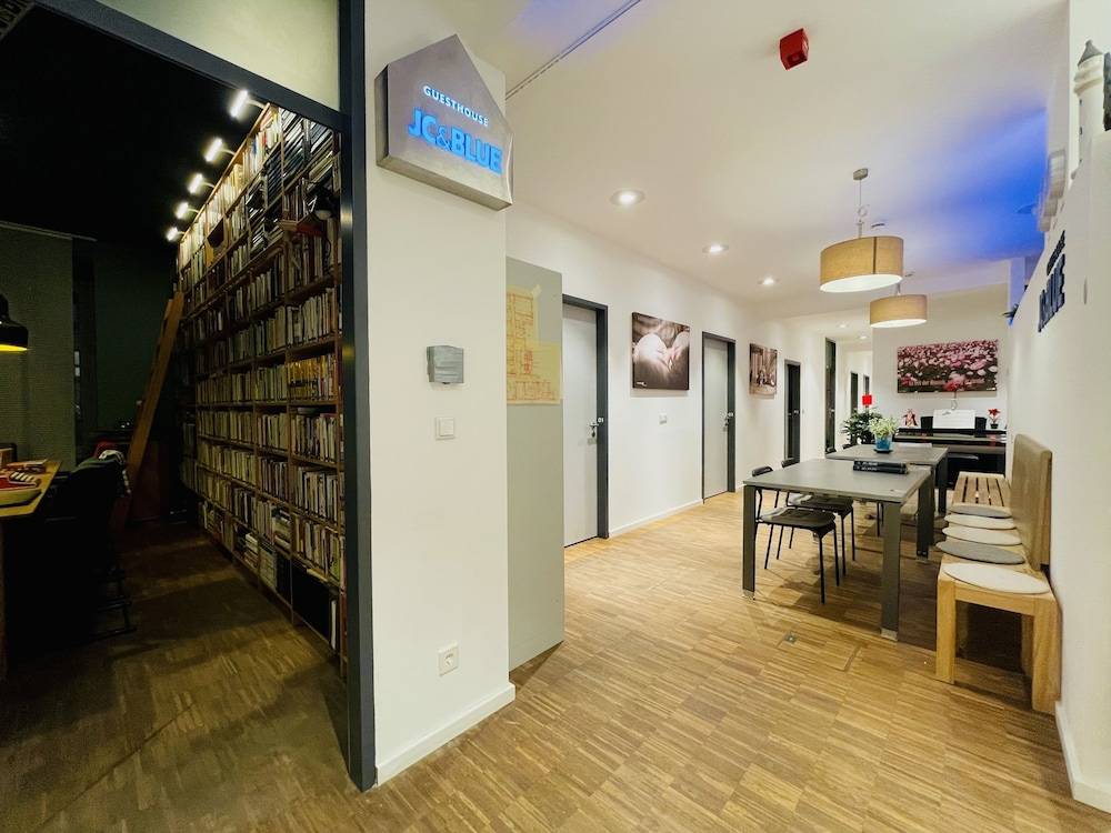 JC&BLUE Guesthouse - Hostel 1
