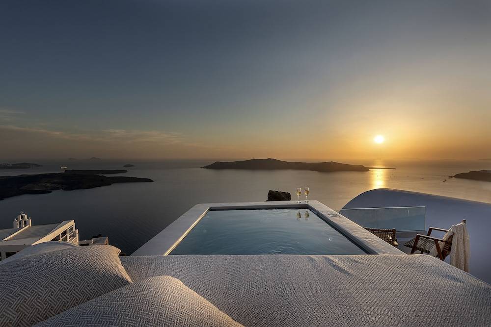 Kaleidoscope Imerovigli Suites 1