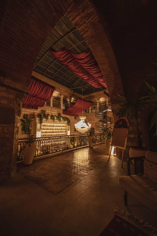 Han 1772 Hotel 1