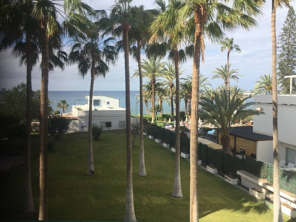 Ocean View Comodoro 1