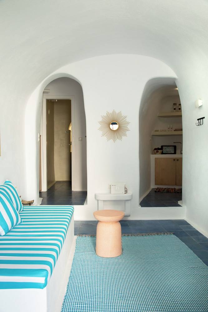 Amphora Villas Santorini Akrotiri 2