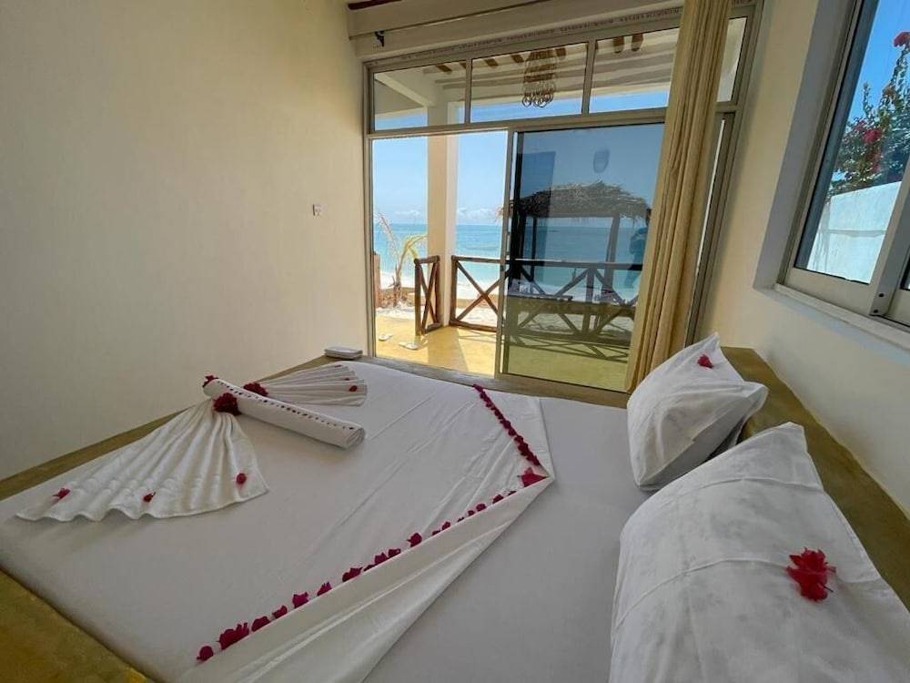 Aquelia Rose Hotel 2