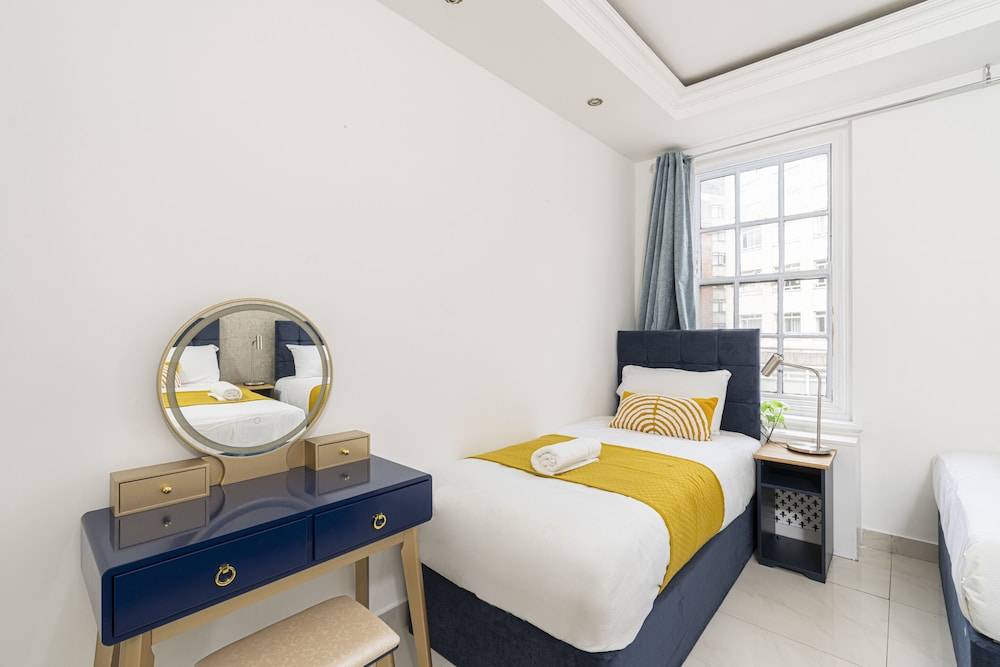 Marble Arch Apartments 2