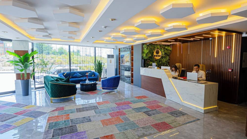 Luxury Airport Hotel By Zazzoni-İstanbul Airport 2