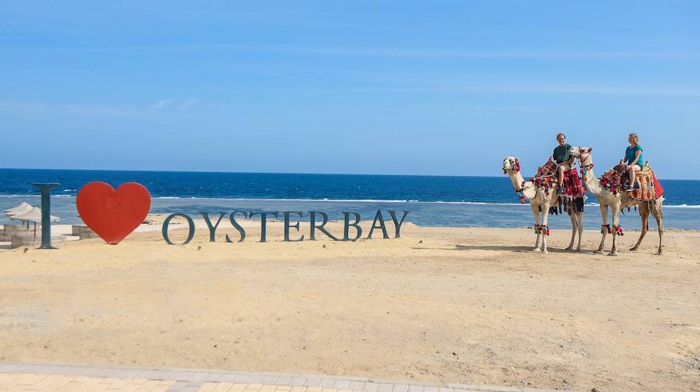 Oyster Bay Beach Suites 1